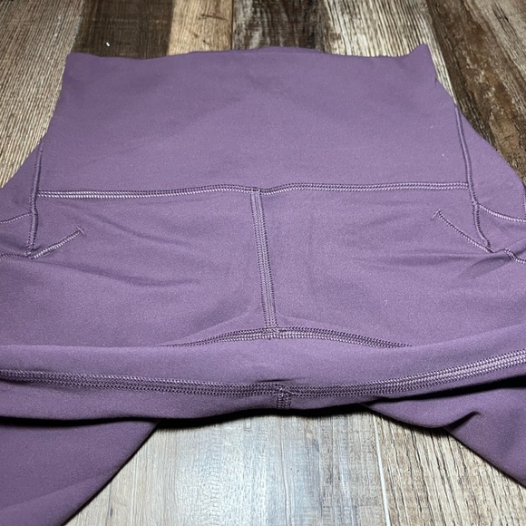 Lululemon Nulu Fold High-Rise Yoga Short 8" Grape Thistle Size 2 - Picture 5 of 6